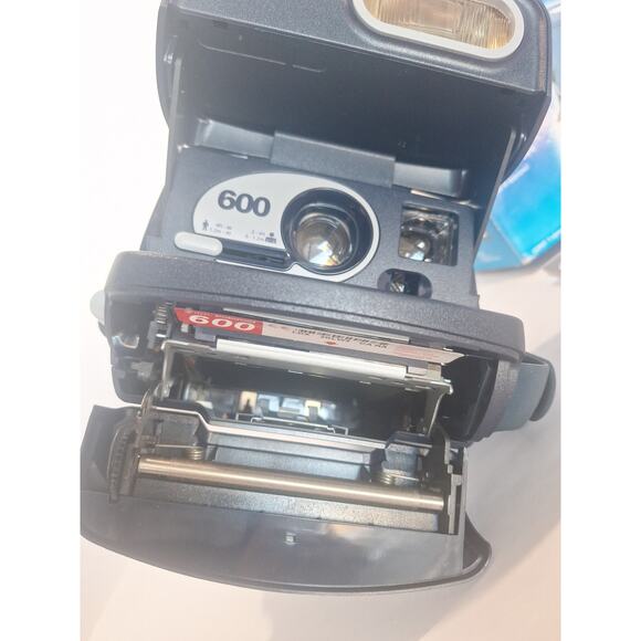 Polaroid OneStep Express 600 Instant Camera Mint in Box- Tested, Like New! - Picture 3 of 6